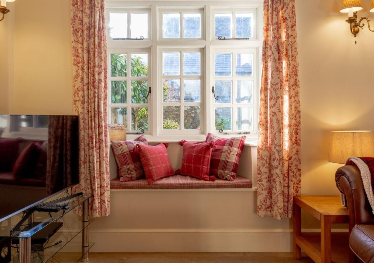 Jasmine Cottage - 2 Bedroom In Heart Of Bourton! Exterior photo