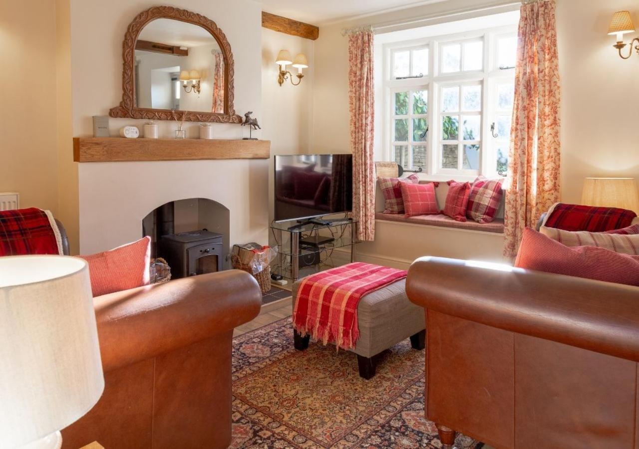 Jasmine Cottage - 2 Bedroom In Heart Of Bourton! Exterior photo